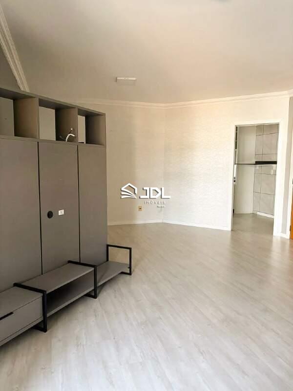 Apartamento à venda no bairro Velha: 