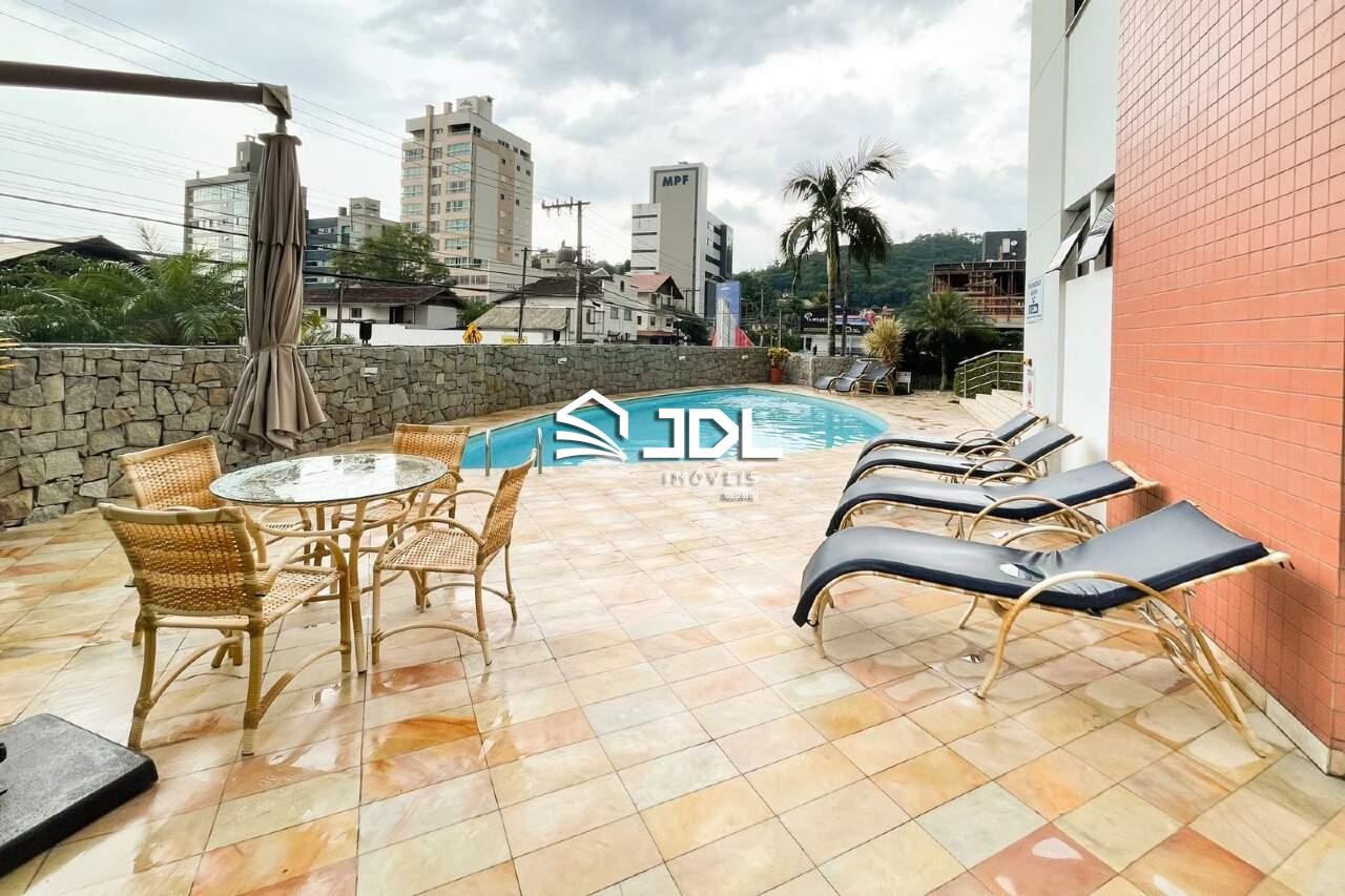Apartamento à venda no bairro Velha: 