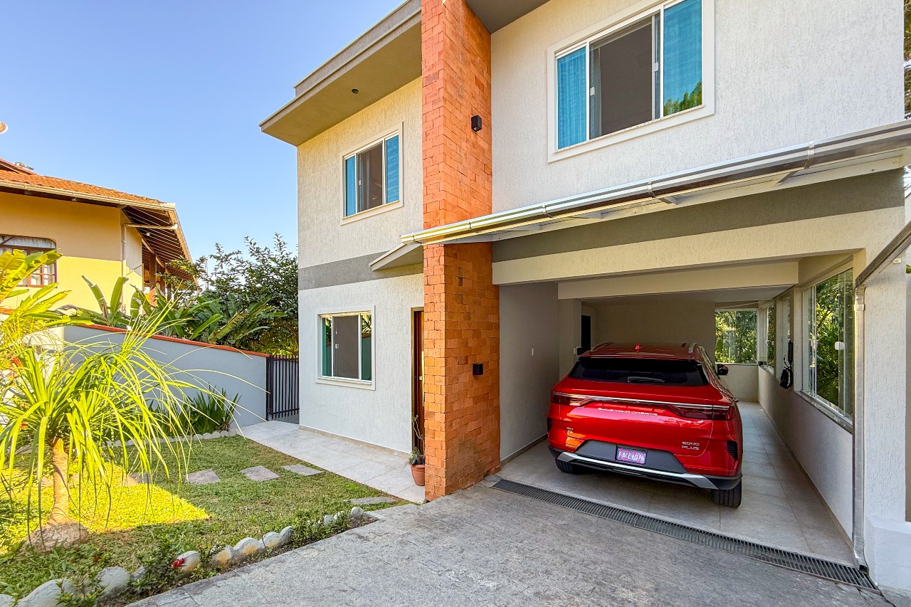 Casa à venda no bairro Fortaleza: 