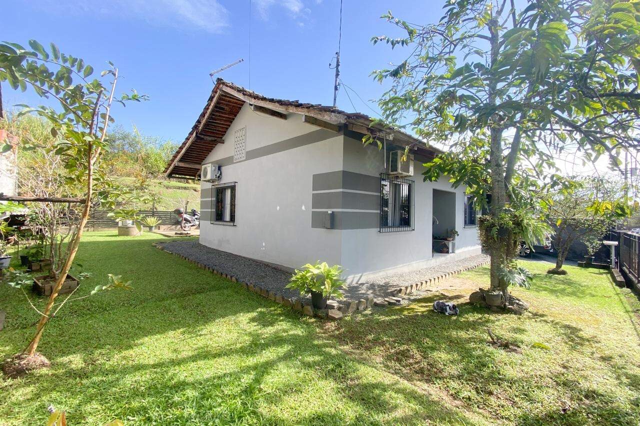 Casa à venda no bairro Passo Manso: 