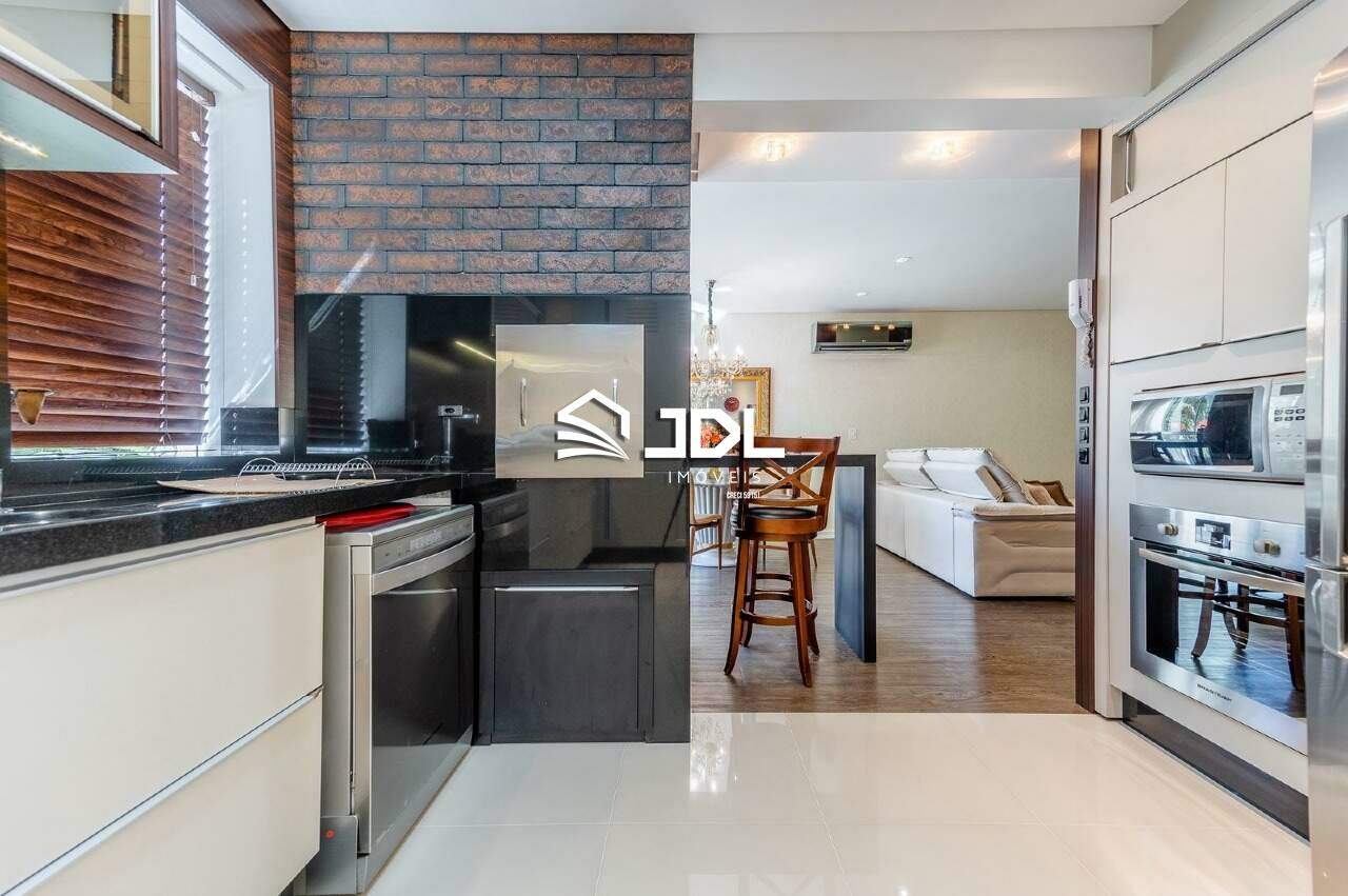 Apartamento à venda no bairro Ponta Aguda: 