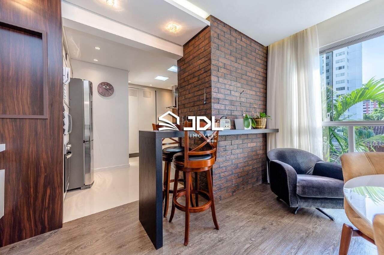 Apartamento à venda no bairro Ponta Aguda: 