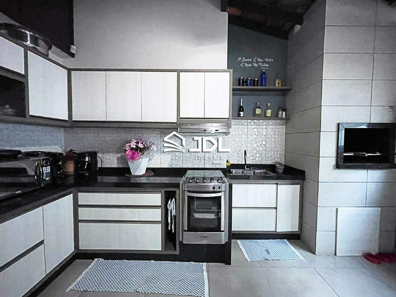 Casa à venda no bairro Tribess: 