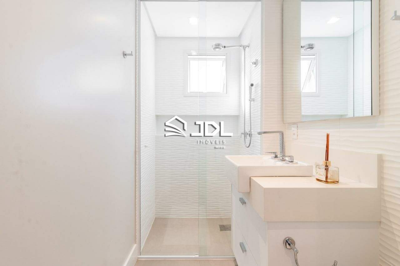 Apartamento à venda no bairro Vila Nova: 