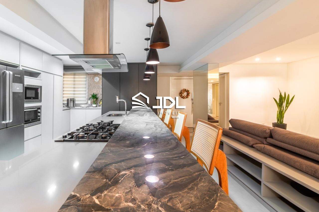 Apartamento à venda no bairro Vila Nova: 