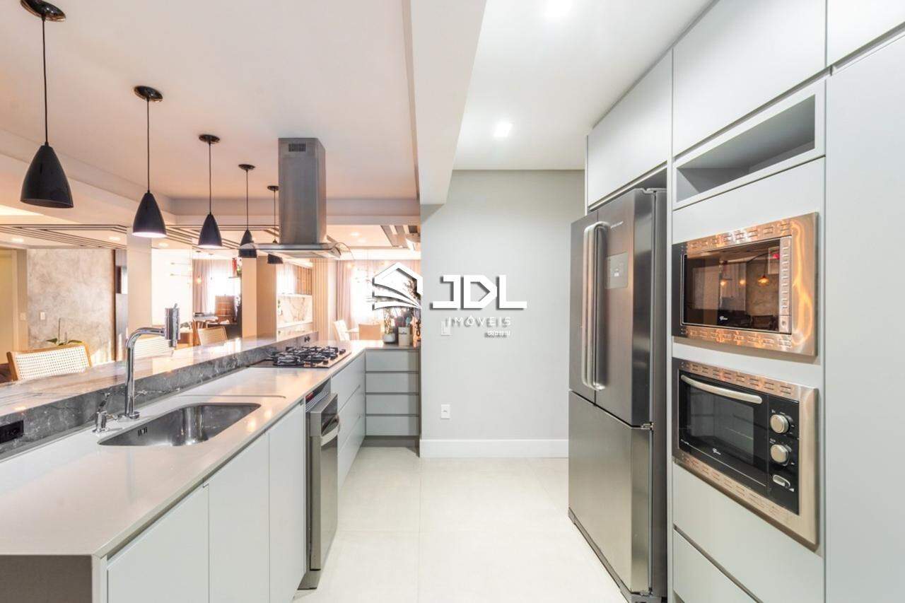 Apartamento à venda no bairro Vila Nova: 