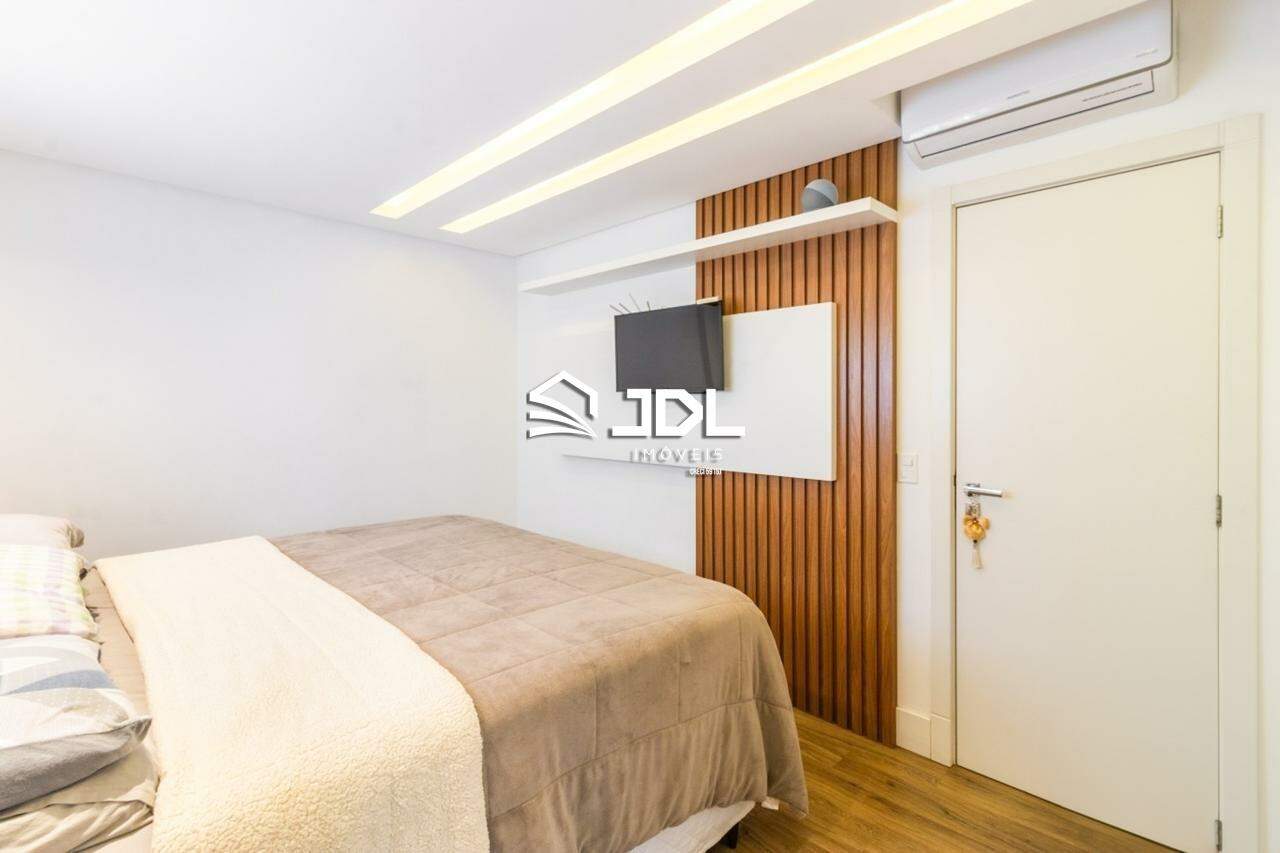 Apartamento à venda no bairro Vila Nova: 