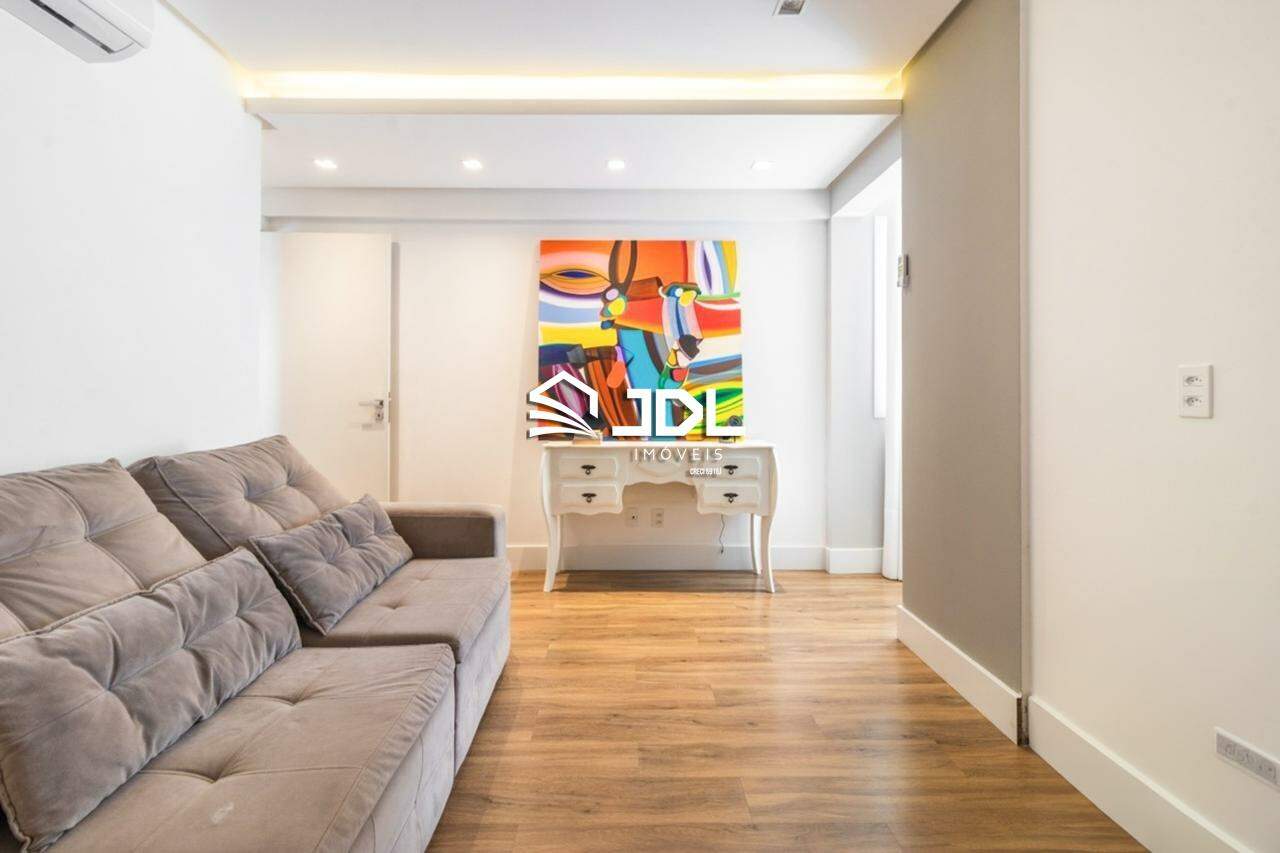 Apartamento à venda no bairro Vila Nova: 