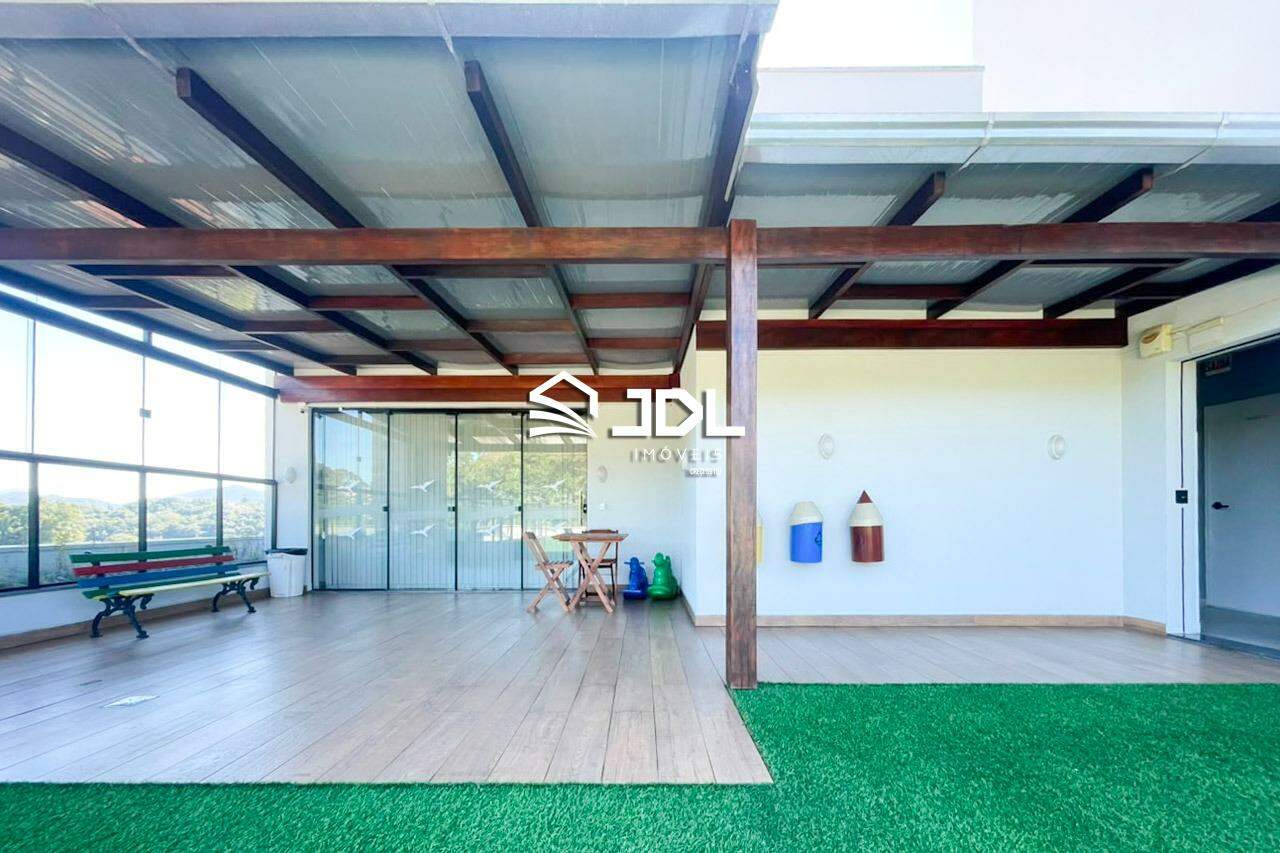 Apartamento à venda no bairro Escola Agrícola: 