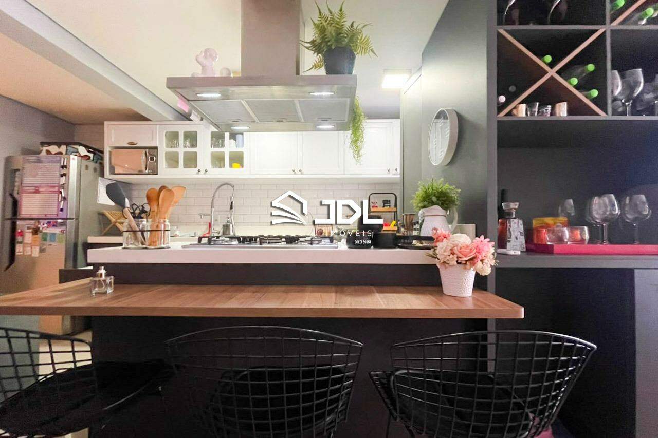 Apartamento à venda no bairro Escola Agrícola: 