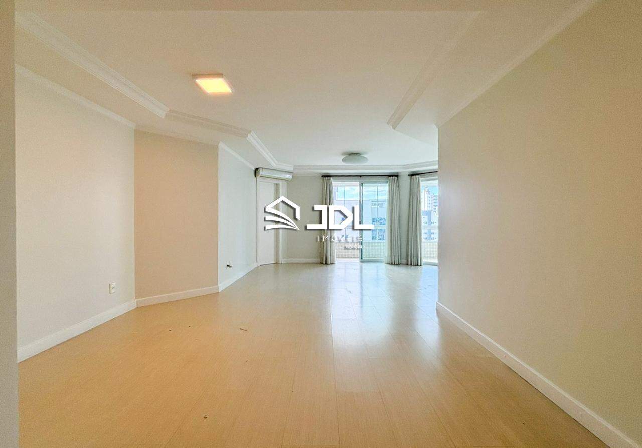 Apartamento à venda no bairro Jardim Blumenau:
