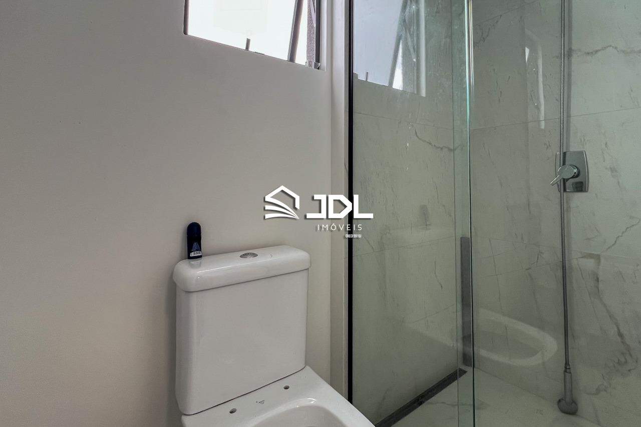 Apartamento à venda no bairro Velha: 