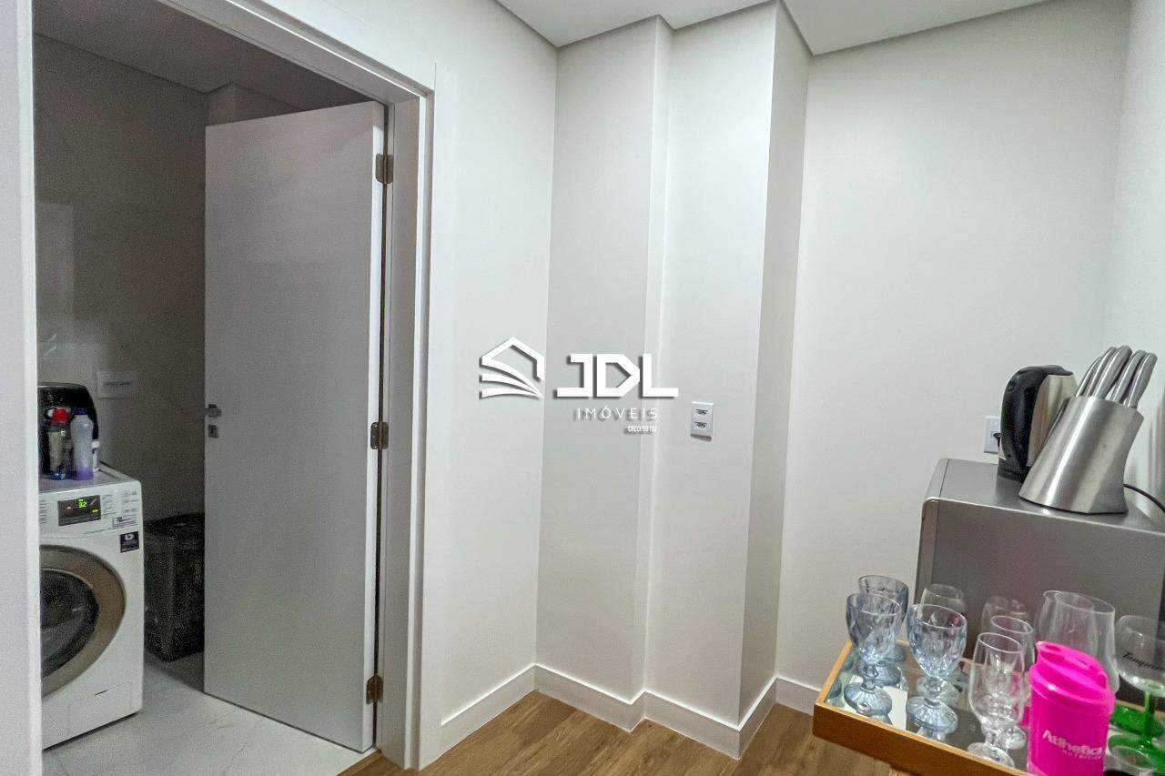 Apartamento à venda no bairro Velha: 