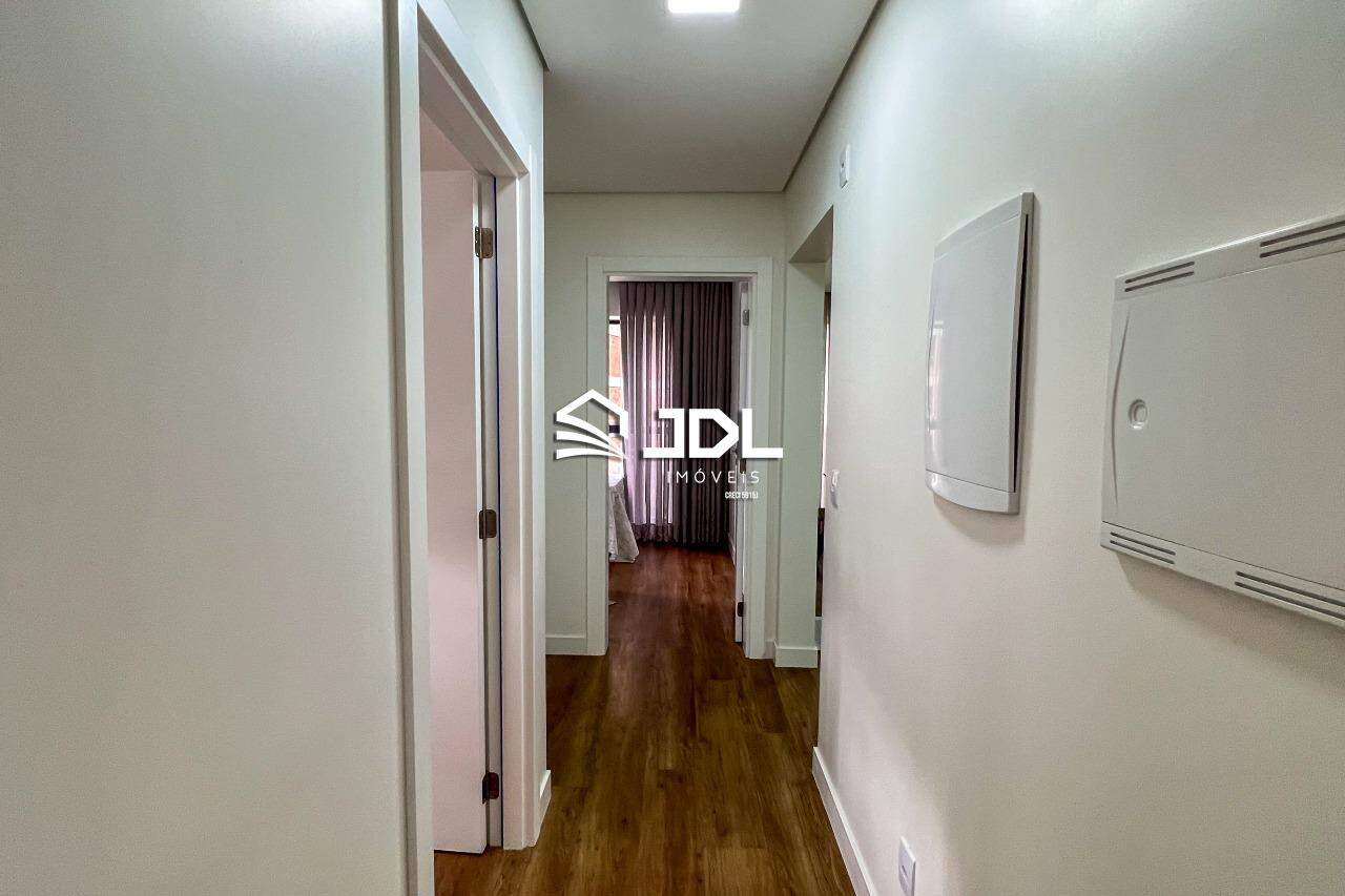 Apartamento à venda no bairro Velha: 