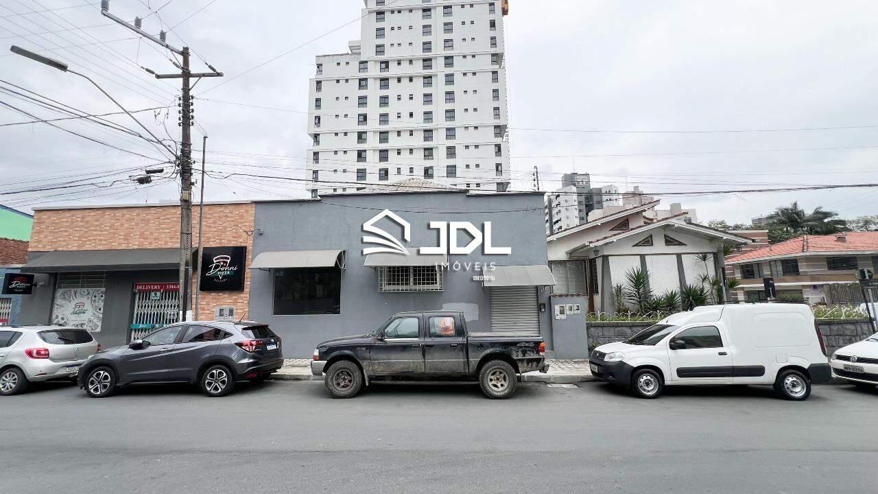 Terreno à venda no bairro Centro: 