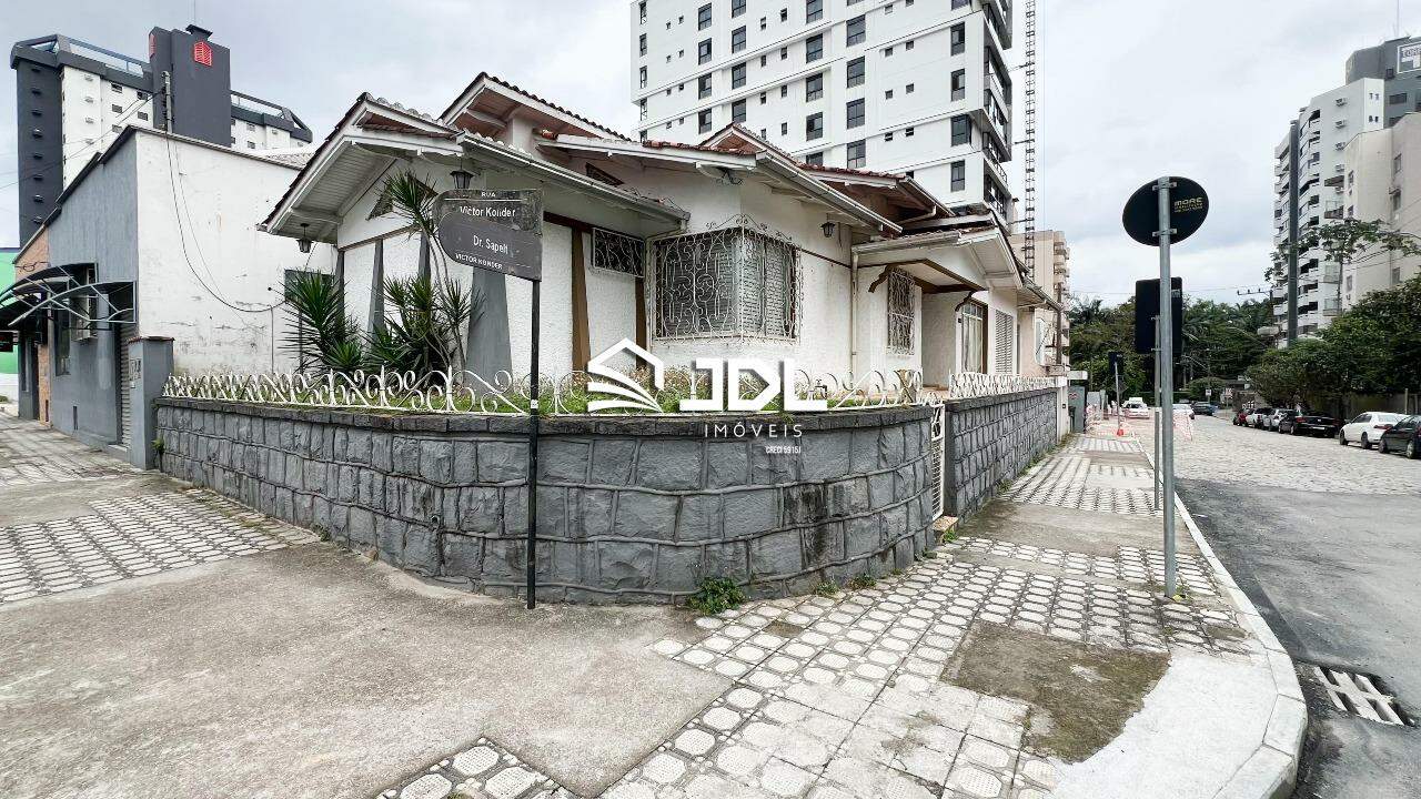 Terreno à venda no bairro Centro: 