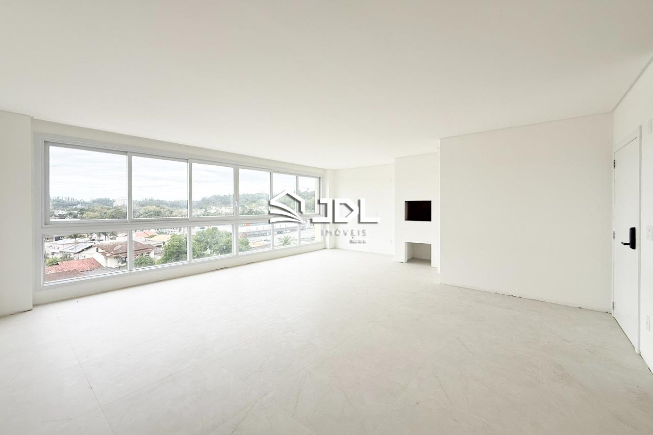Apartamento à venda no bairro Coloninha: 