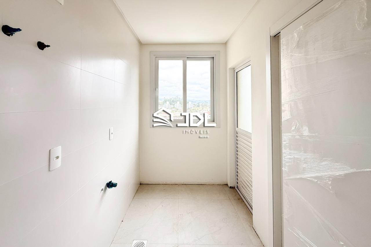 Apartamento à venda no bairro Coloninha: