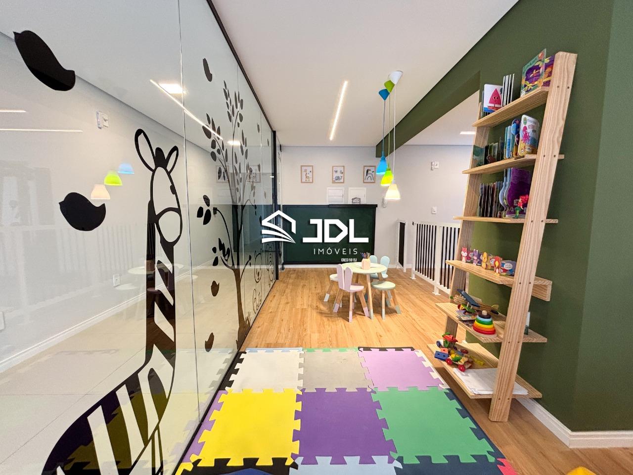 Apartamento à venda no bairro Velha: 