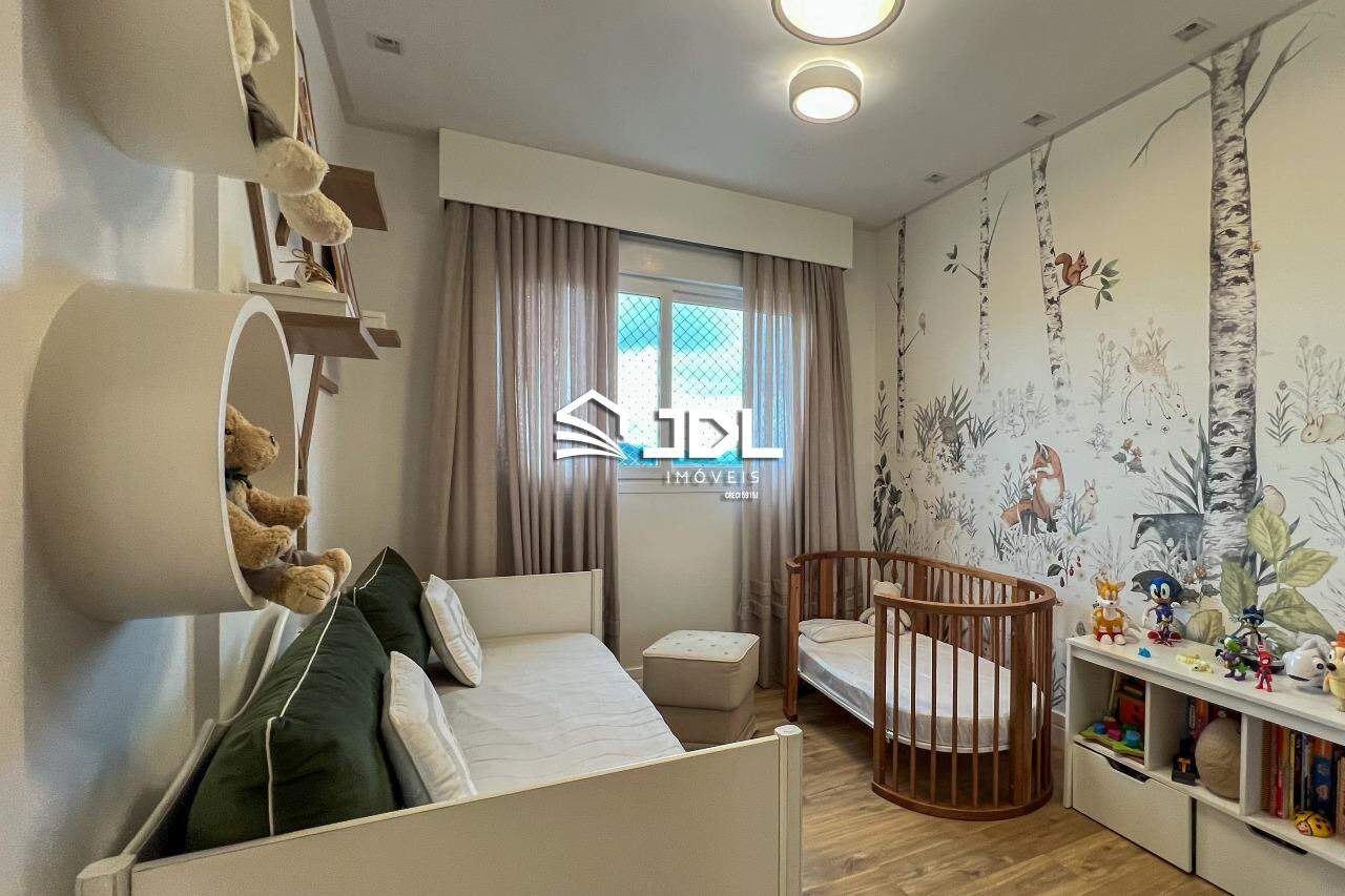 Apartamento à venda no bairro Victor Konder: 