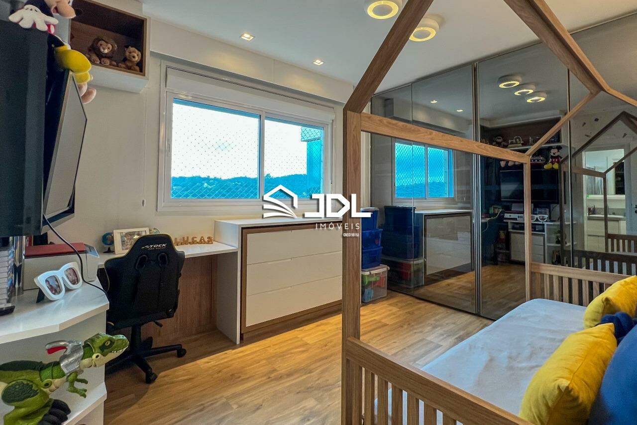 Apartamento à venda no bairro Victor Konder: 