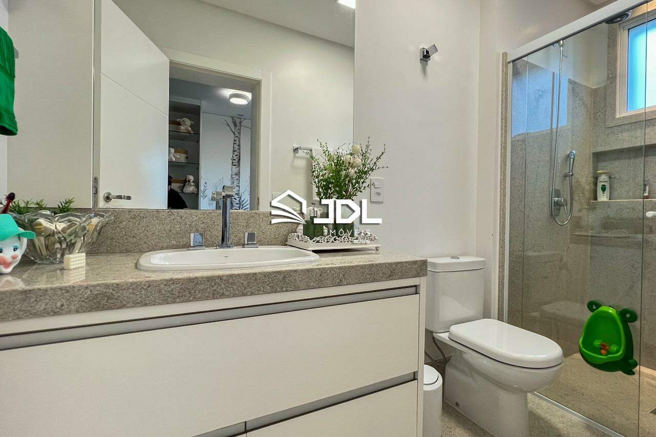 Apartamento à venda no bairro Victor Konder: 