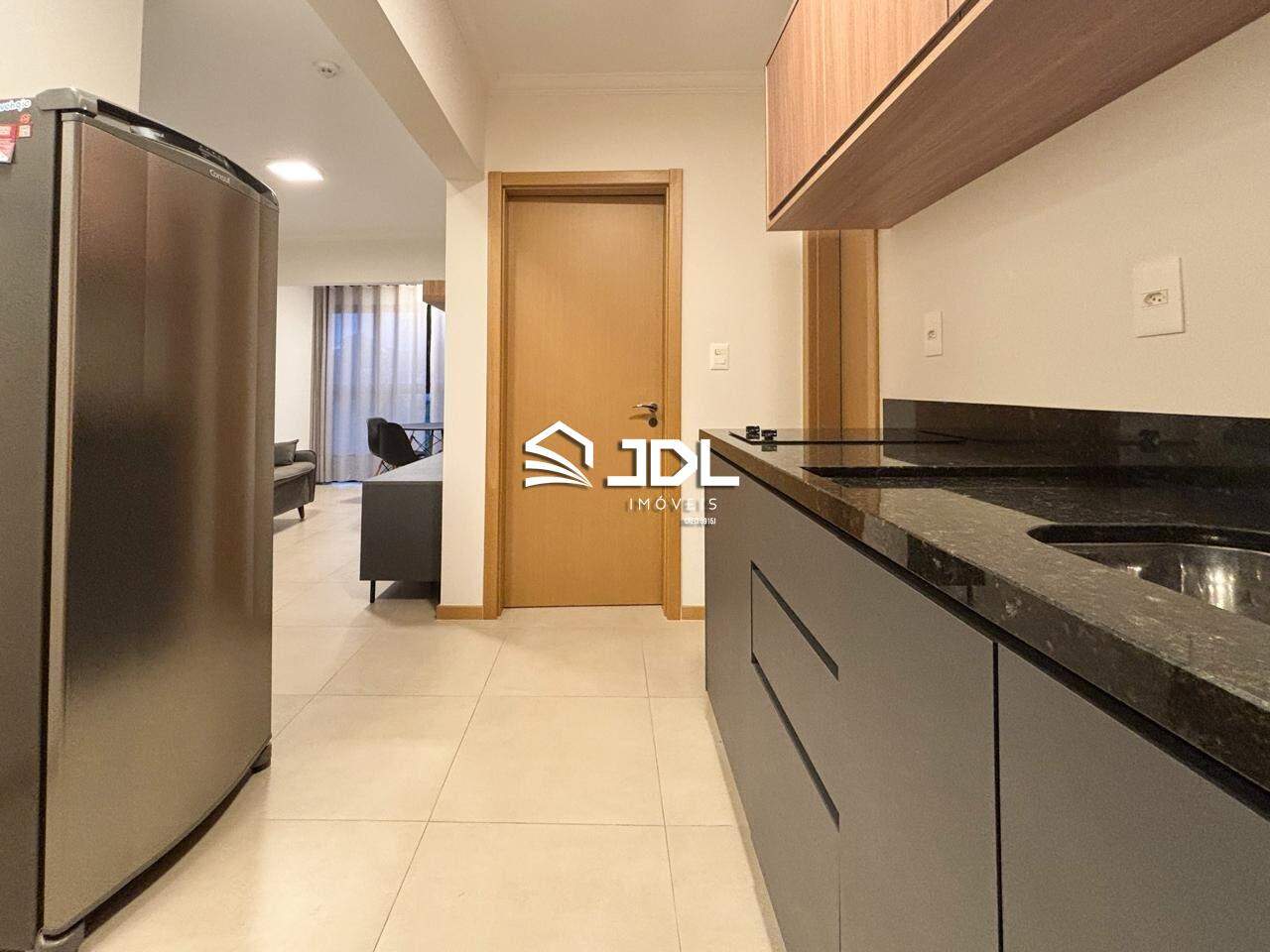 Apartamento para aluguel no bairro Centro: 