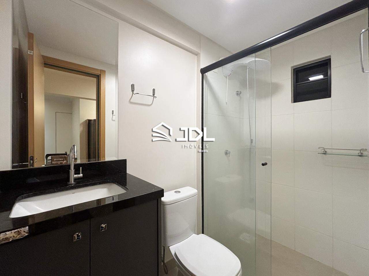 Apartamento para aluguel no bairro Centro: 