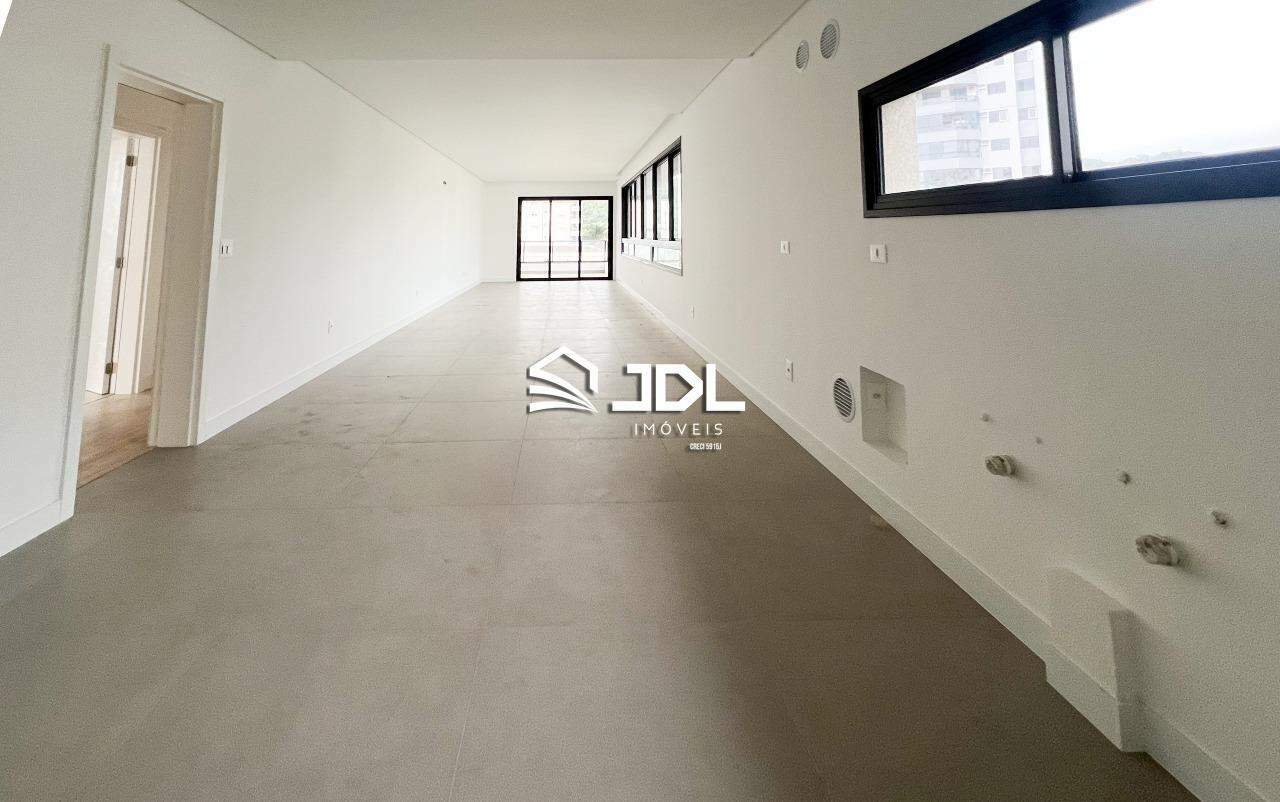 Apartamento à venda no bairro Jardim Blumenau: 