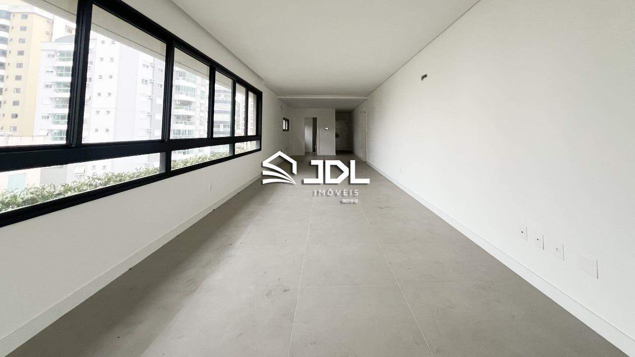 Apartamento à venda no bairro Jardim Blumenau: 