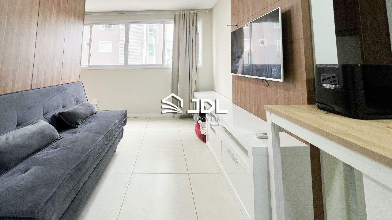 Apartamento à venda no bairro Velha: 