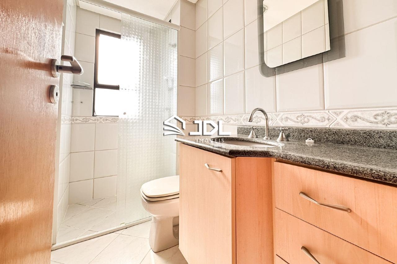 Apartamento à venda no bairro Vila Nova: 