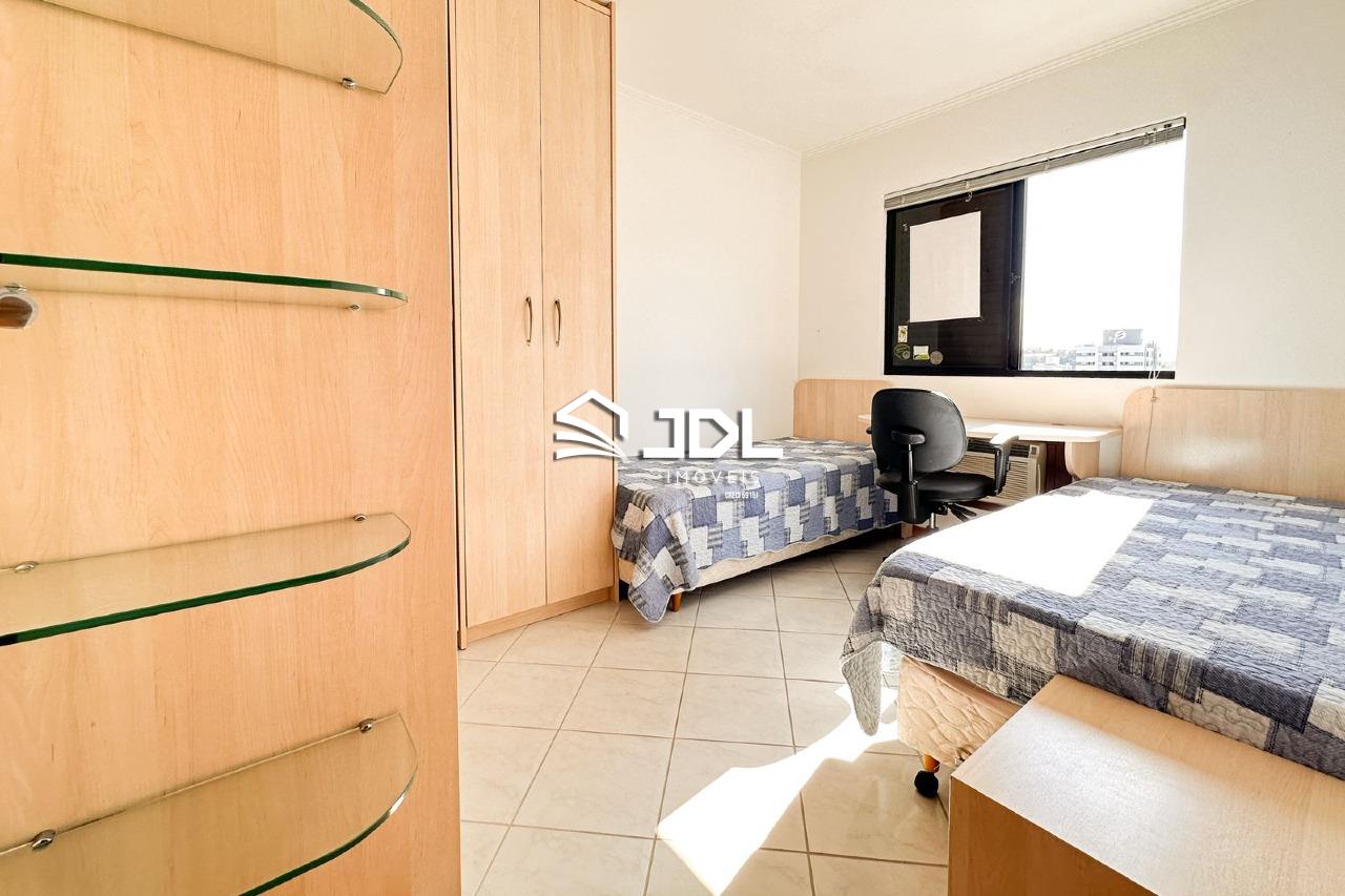 Apartamento à venda no bairro Vila Nova: 