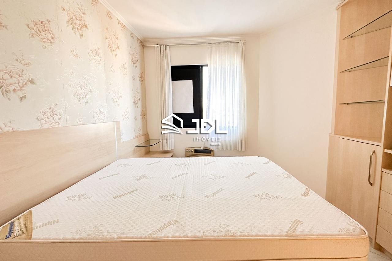 Apartamento à venda no bairro Vila Nova: 