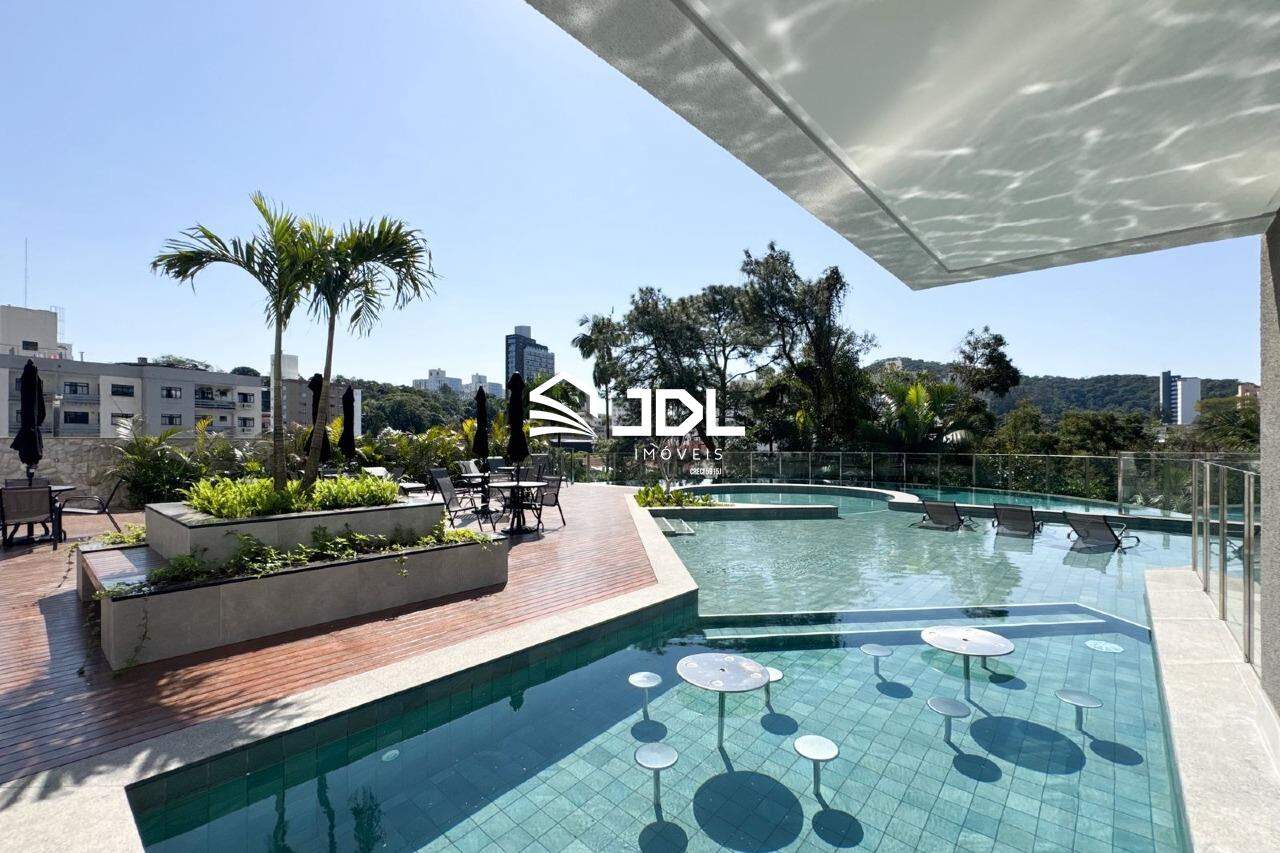 Apartamento à venda no bairro Victor Konder: 