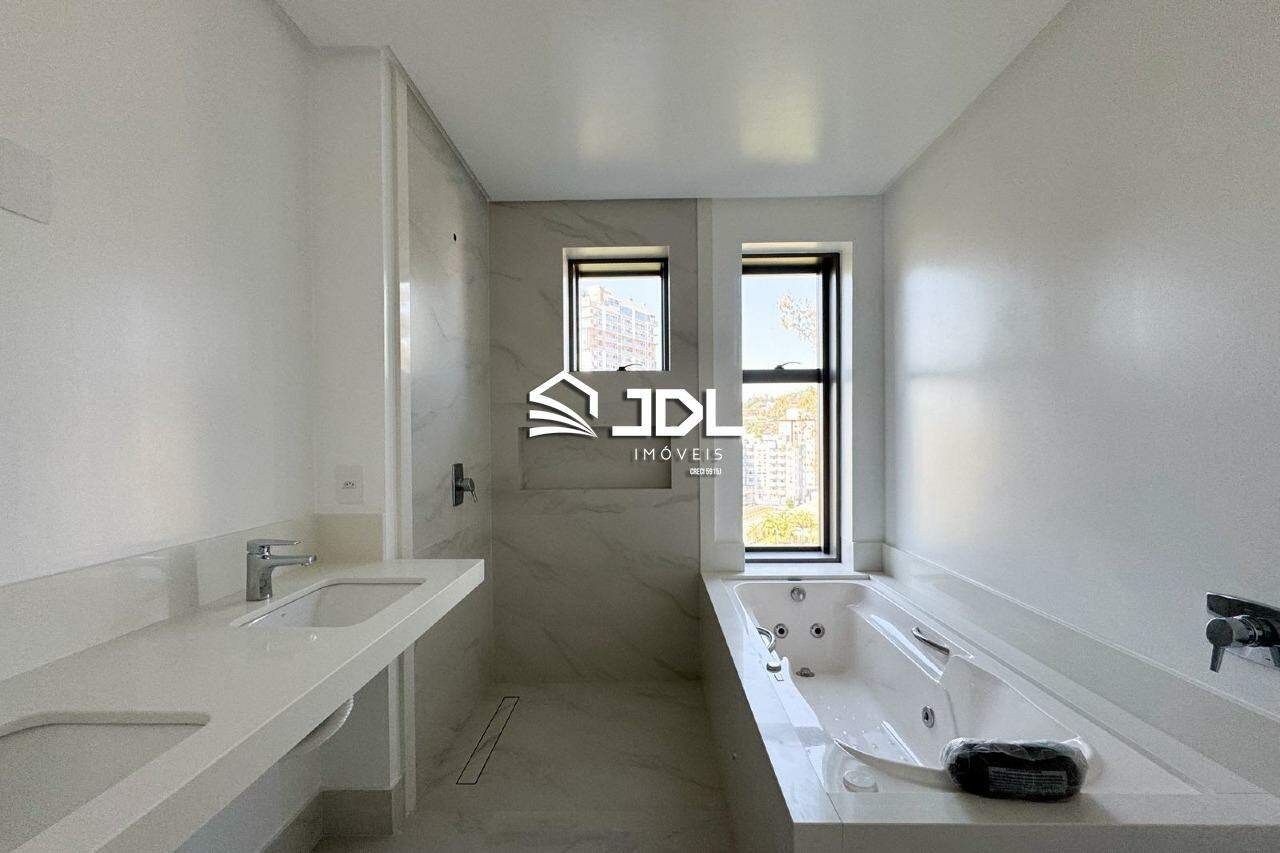 Apartamento à venda no bairro Victor Konder: 