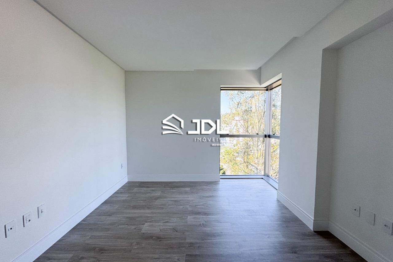 Apartamento à venda no bairro Victor Konder: 