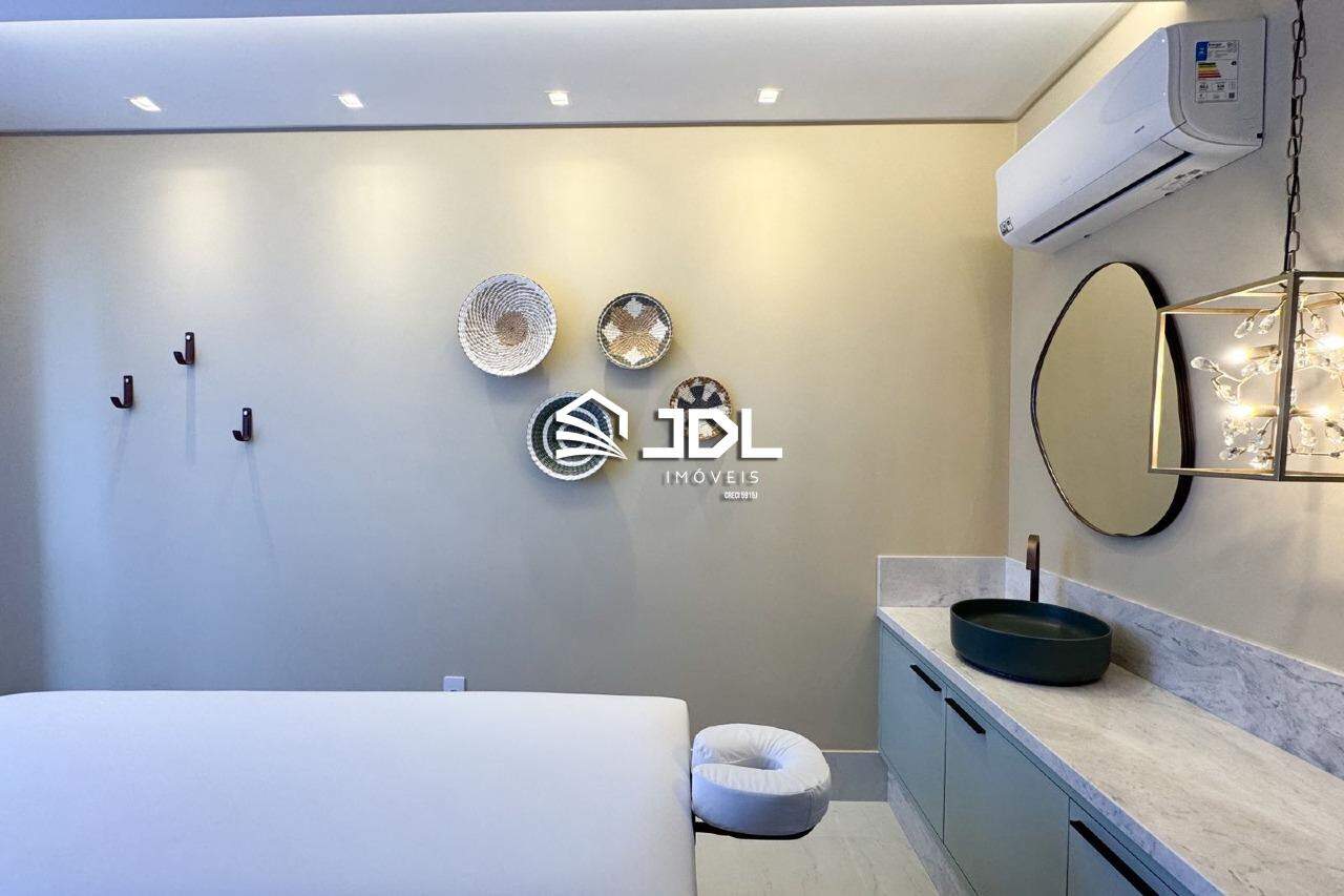 Apartamento à venda no bairro Victor Konder: 