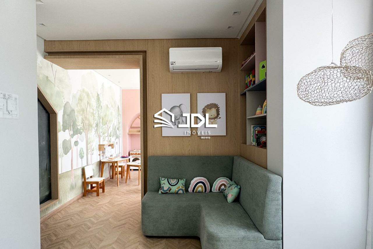 Apartamento à venda no bairro Victor Konder: 