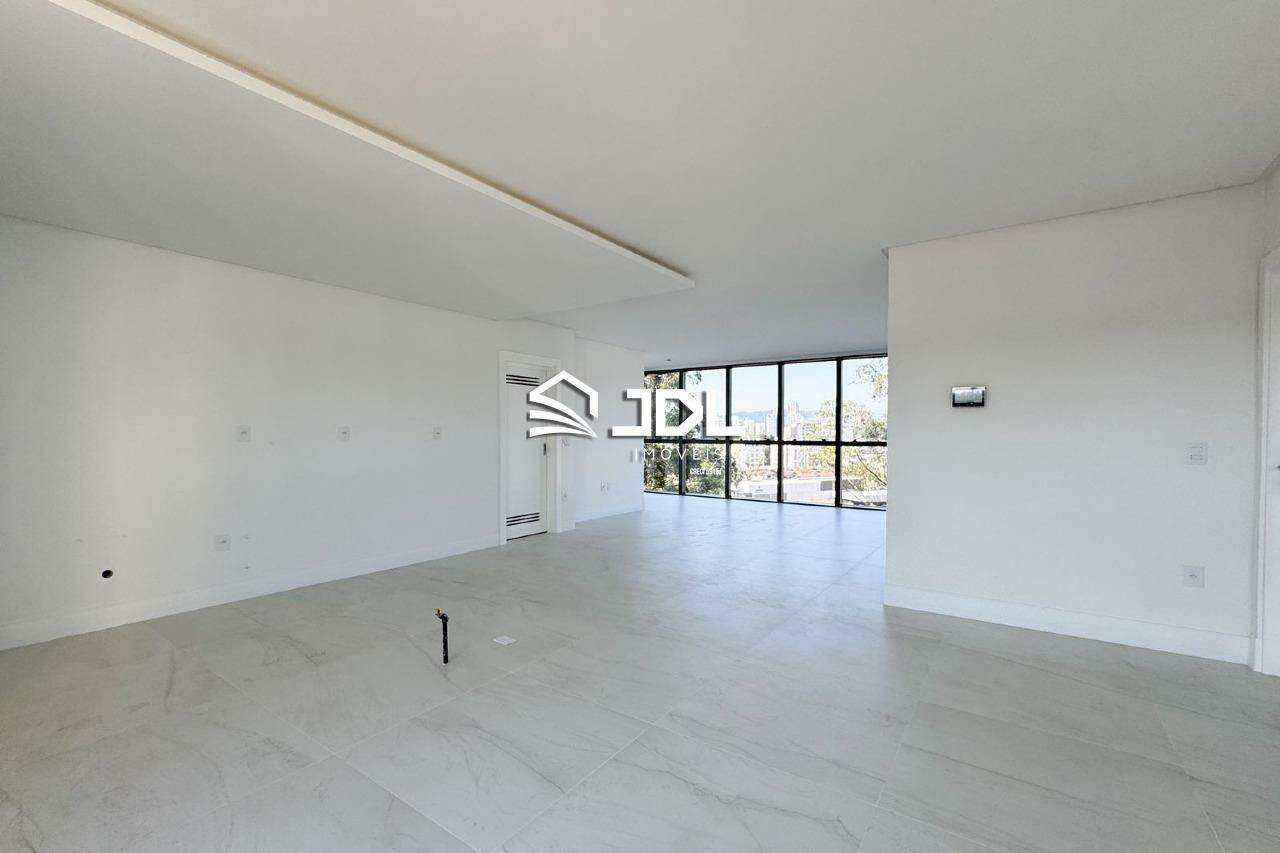 Apartamento à venda no bairro Victor Konder: 