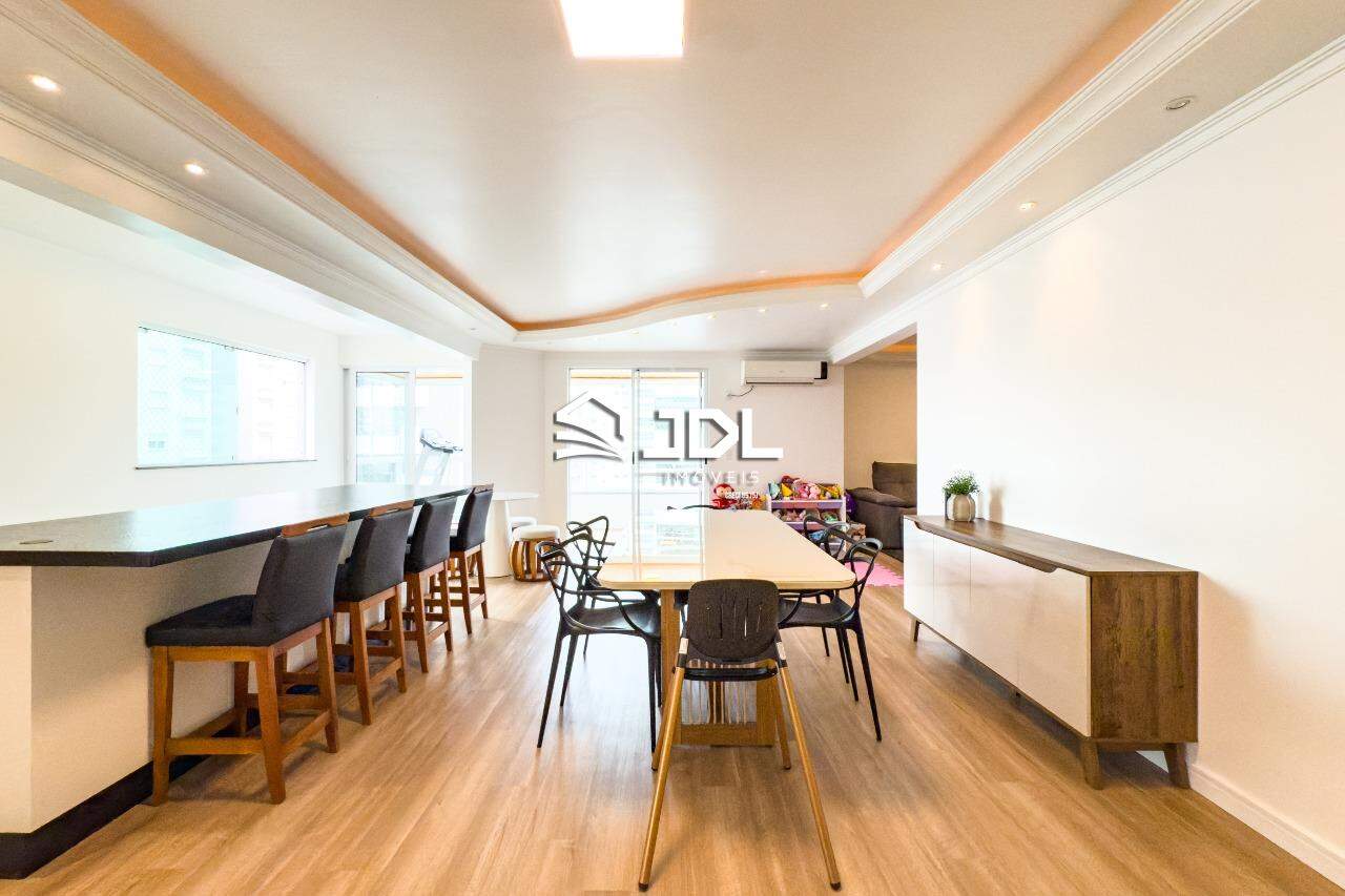 Apartamento à venda no bairro Victor Konder: 