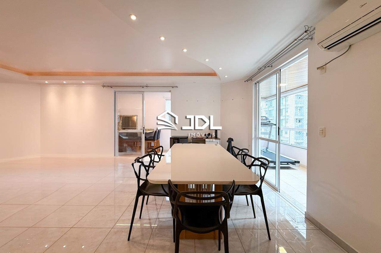 Apartamento à venda no bairro Victor Konder: