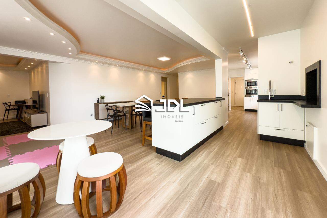 Apartamento à venda no bairro Victor Konder: 