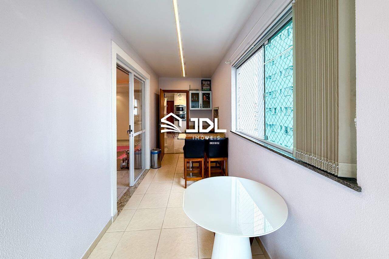 Apartamento à venda no bairro Victor Konder: 