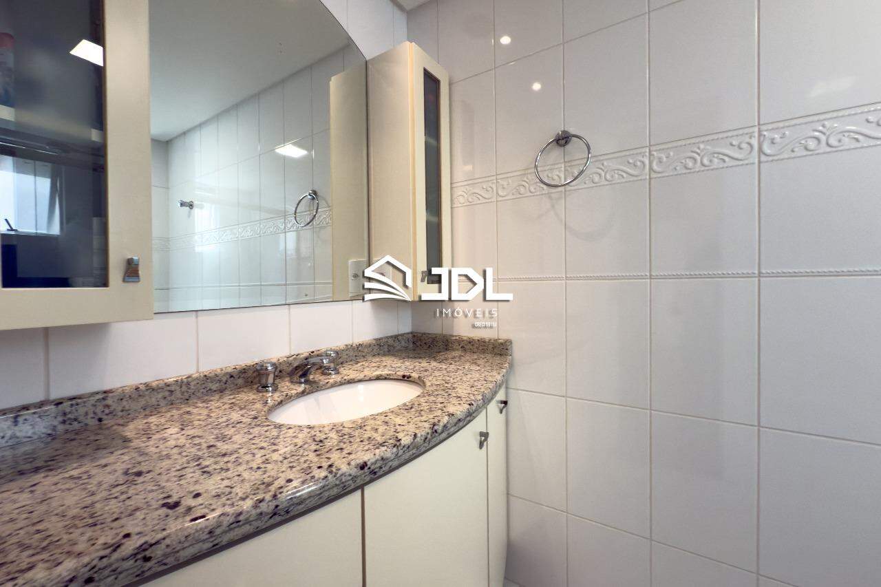 Apartamento à venda no bairro Victor Konder: 