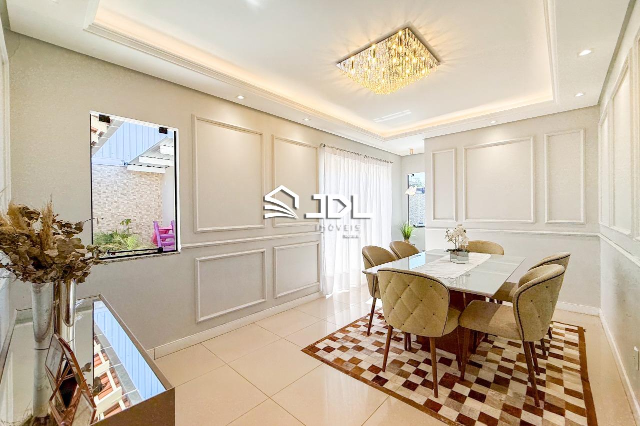 Casa à venda no bairro Escola Agrícola: 