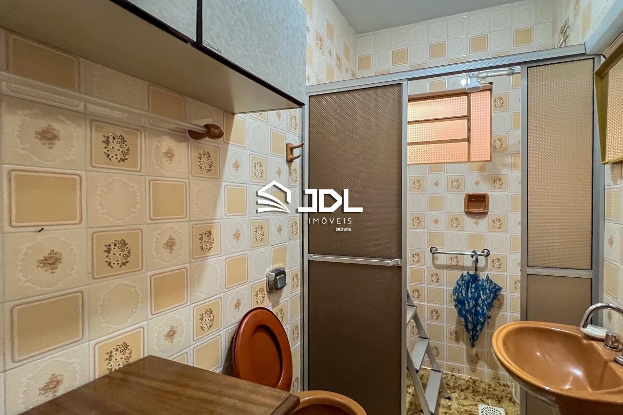 Terreno à venda no bairro Velha: 