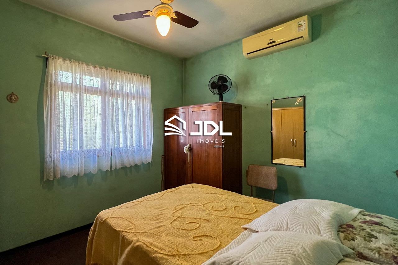 Terreno à venda no bairro Velha: 