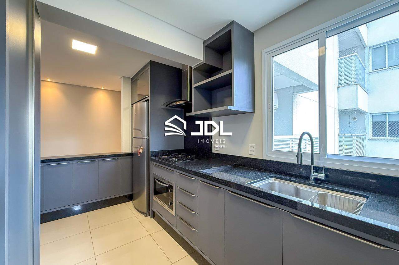 Apartamento à venda no bairro Vila Nova: