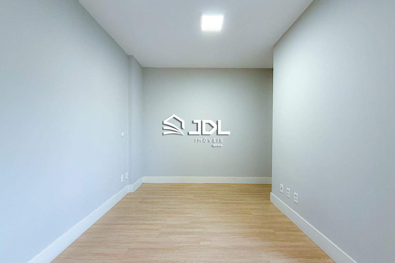 Apartamento à venda no bairro Vila Nova: 